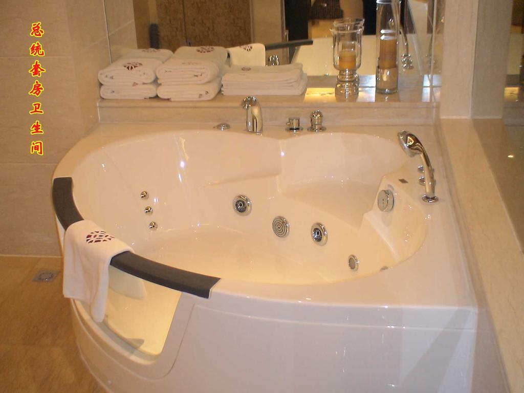 Tai'An Lijing Plaza Hotel Extérieur photo